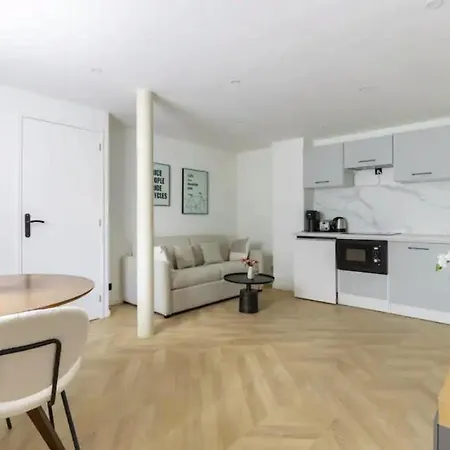 Hsh Magnifique La Chapelle Apartament