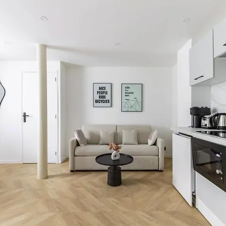 Hsh Magnifique La Chapelle Apartment Paris
